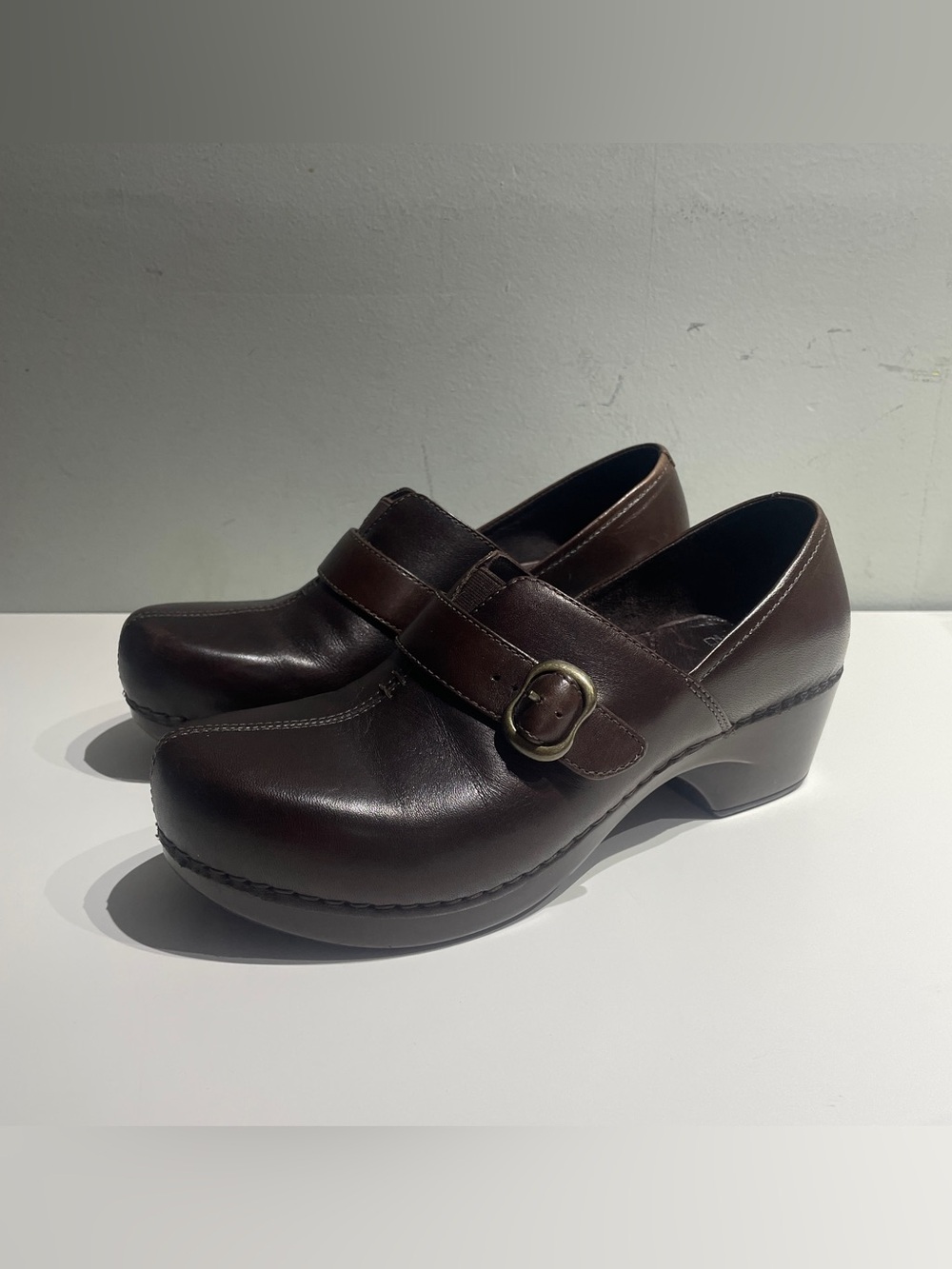 DANSKO Tamera Brown Leather Buckle Clogs Slip On Work Shoes - Picture 2 of 12